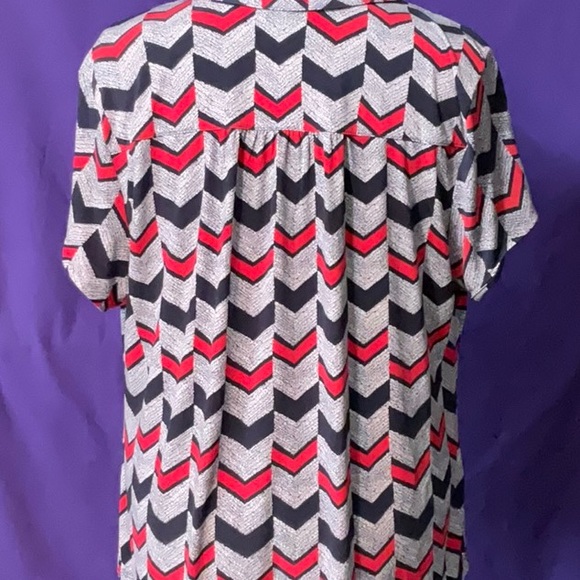 Alfani women’s plus size short sleeve blouse, size 2X - Picture 3 of 6